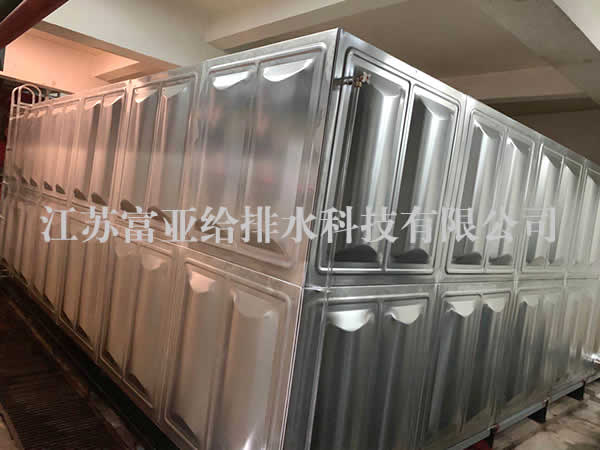 巧克力箱泵一体大模块水箱