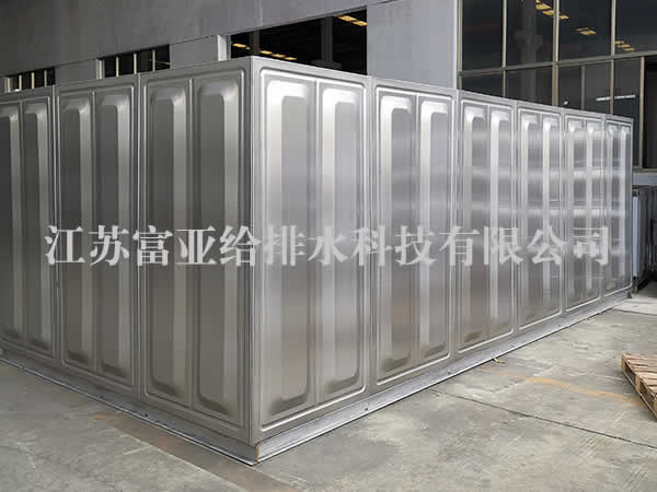 316L巧克力大模块智慧水箱