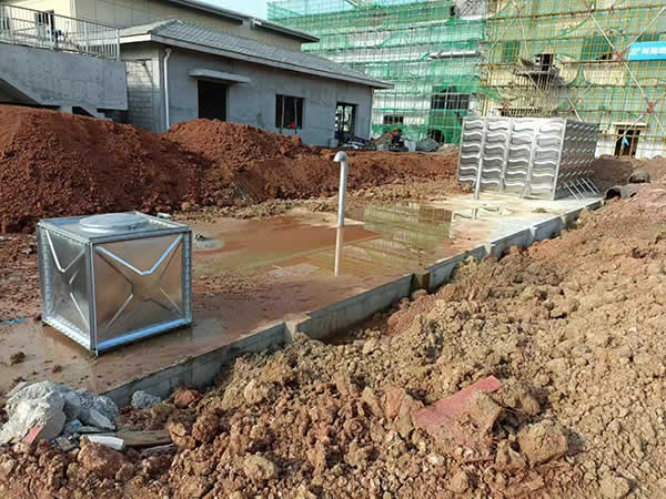 YHNJF装配式预应力混凝土金属复合水箱_3